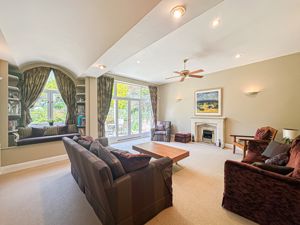 Photo 18- click for photo gallery